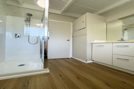 Photo of property in 2/17 Glengarry Road, Glen Eden, Auckland, 0602