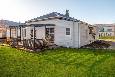 Photo of property in 22 Reeve Street, Levin, 5510