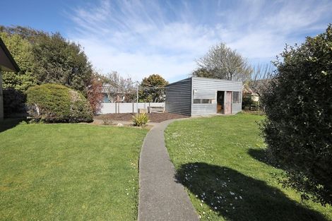 Photo of property in 746 Queens Drive, Waikiwi, Invercargill, 9810