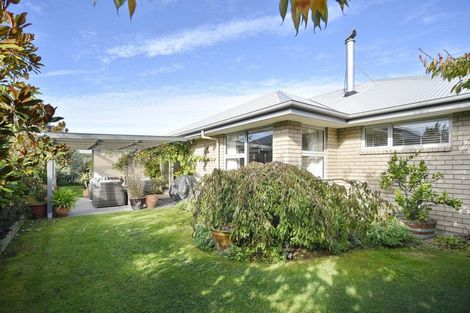 Photo of property in 12 Galatos Street, Rangiora, 7400