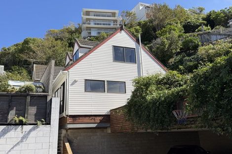 Photo of property in 6 Tiketike Way, Brooklyn, Wellington, 6021