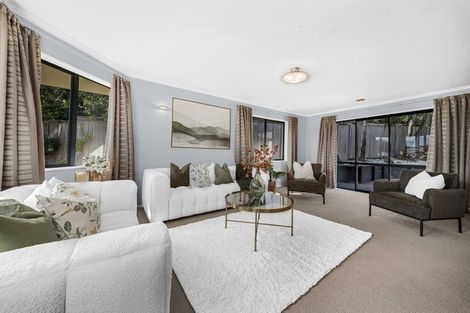 Photo of property in 11 Cognac Place, Henderson, Auckland, 0612