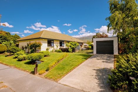 Photo of property in 18 Cairnmuir Crescent, Cromwell, 9310