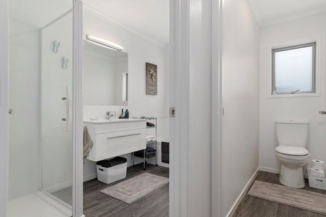 Photo of property in 18 Rire Hau Lane, Pyes Pa, Tauranga, 3112