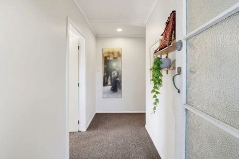 Photo of property in 24 Lee Street, Castlecliff, Whanganui, 4501