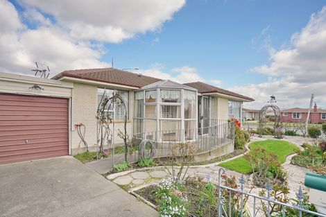 Photo of property in 1/2 Cassidy Place, Belfast, Christchurch, 8051