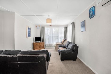Photo of property in 200 Waddington Drive, Naenae, Lower Hutt, 5011