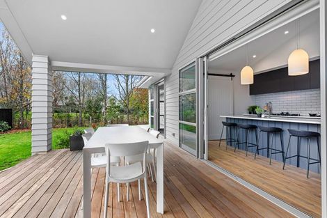 Photo of property in 11 Munro Oak Lane, Clevedon, Papakura, 2582