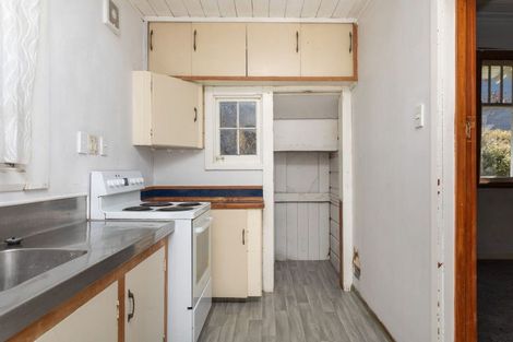 Photo of property in 10 Tennyson Street, Dannevirke, 4930