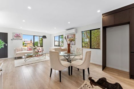 Photo of property in 133e Manuroa Road, Takanini, 2112