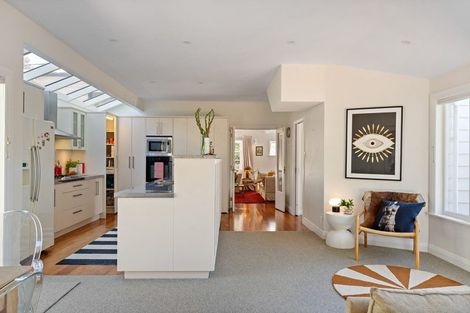 Photo of property in 7 Rankin Street, Wadestown, Wellington, 6012