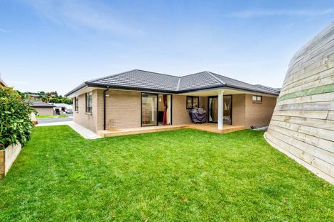 Photo of property in 51 Magnolia Drive, Westown, New Plymouth, 4310