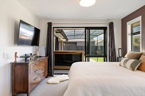 Photo of property in 17 Myles Way, Lower Shotover, Queenstown, 9304