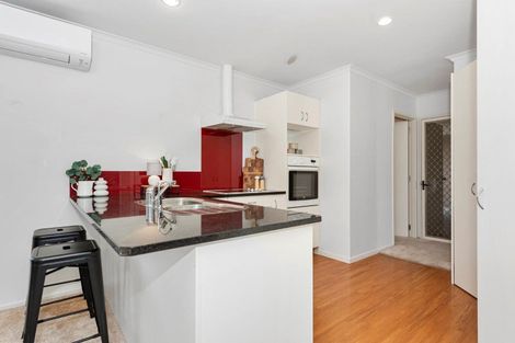 Photo of property in 22 Gardenia Close, Melville, Hamilton, 3206