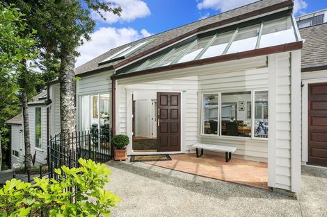 Photo of property in 41c Seaview Avenue, Northcote, Auckland, 0627
