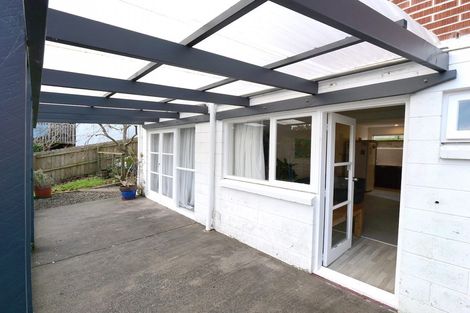 Photo of property in 31 Pemberton Avenue, Bayview, Auckland, 0629