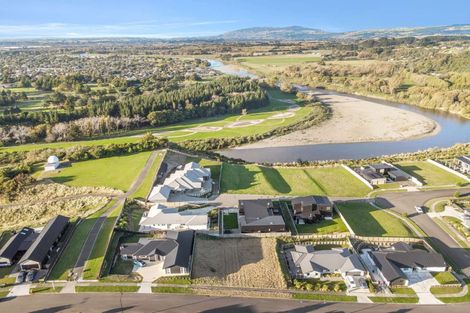 Photo of property in 44 Vaucluse Heights, Fitzherbert, Palmerston North, 4410