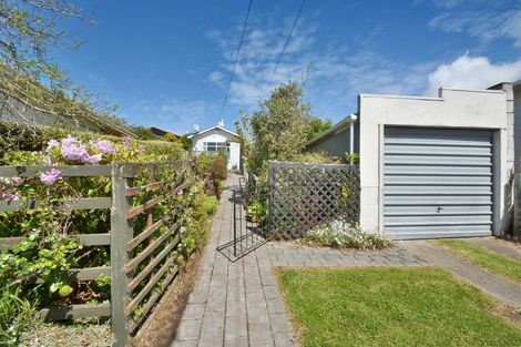 Photo of property in 48 Brownville Crescent, Maori Hill, Dunedin, 9010