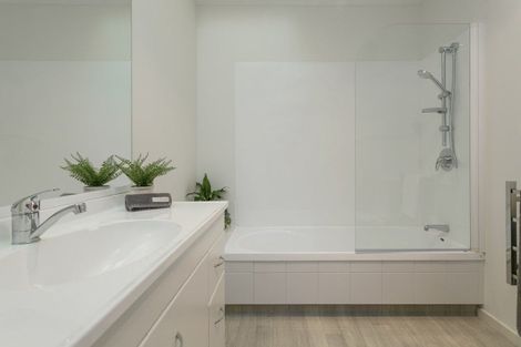 Photo of property in 26 Lakeridge Close, Rangatira Park, Taupo, 3330