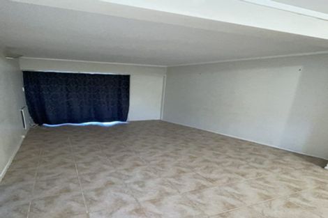 Photo of property in 2 Glenmore Road, Sunnyhills, Auckland, 2010