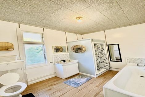 Photo of property in 32 Forest Street, Tapanui, 9522