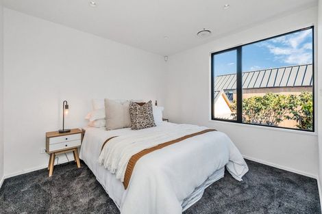 Photo of property in 68a Wai-iti Terrace, Bryndwr, Christchurch, 8052