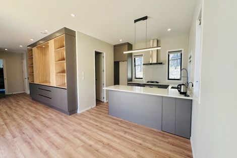 Photo of property in 9c Links Road, New Lynn, Auckland, 0600