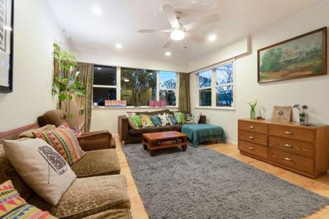 Photo of property in 19 Brennan Avenue, Te Atatu Peninsula, Auckland, 0610