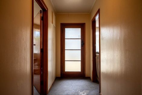 Photo of property in 65 Cornfoot Street, Castlecliff, Whanganui, 4501