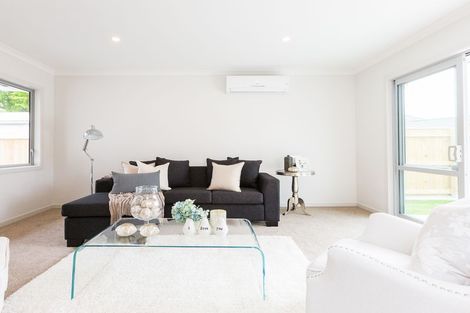 Photo of property in 4 Montgomery Terrace, Hokowhitu, Palmerston North, 4410