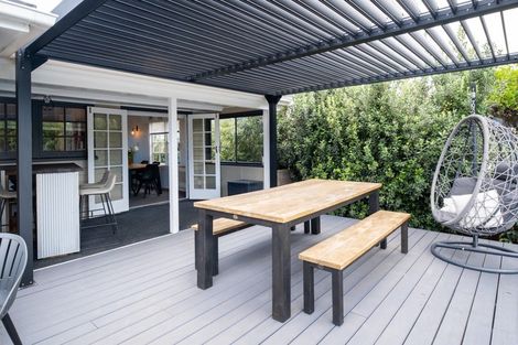 Photo of property in 8 East Road, Haumoana, 4102