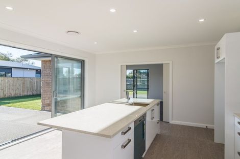 Photo of property in 12 Christow Court, Paraparaumu, 5032