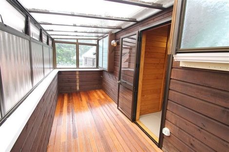 Photo of property in 1/170 Green Lane West, Greenlane, Auckland, 1051