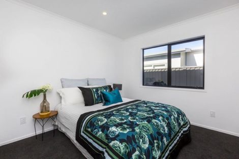 Photo of property in 10 Buddle Road, Wallaceville, Upper Hutt, 5018