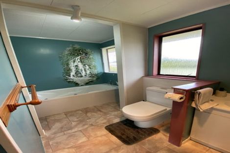 Photo of property in 44 Valley Road, Hikurangi, 0114