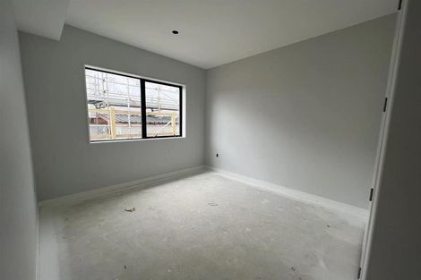 Photo of property in 16 Lumber Rise, Swanson, Auckland, 0614