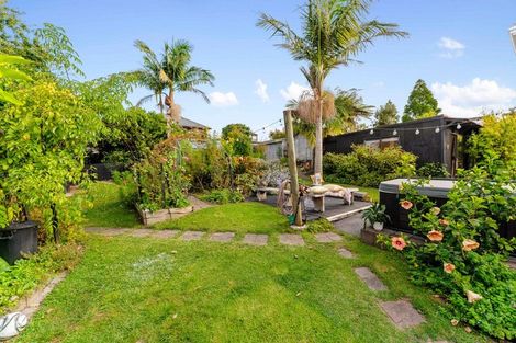 Photo of property in 11 Himikera Avenue, Avondale, Auckland, 1026