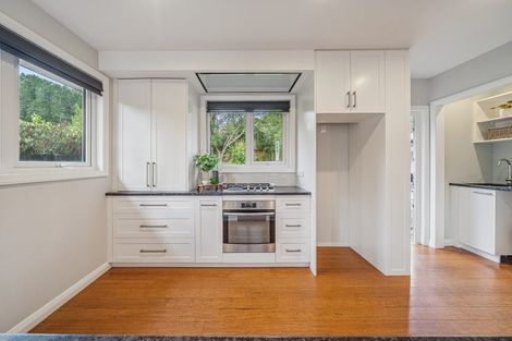 Photo of property in 12 Forest Road, Pinehaven, Upper Hutt, 5019
