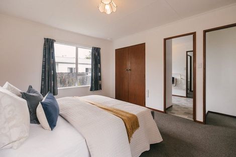 Photo of property in 1 Willowstream Grove, Cloverlea, Palmerston North, 4412