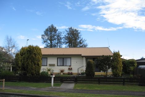 Photo of property in 8b Rigter Place, Enderley, Hamilton, 3214