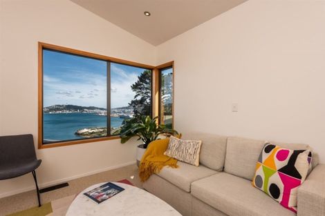 Photo of property in 141 Nicholson Road, Khandallah, Wellington, 6035