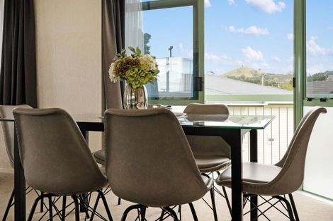 Photo of property in 101 Namata Road, One Tree Hill, Auckland, 1061