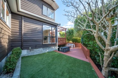 Photo of property in 12 Longmont Terrace, Churton Park, Wellington, 6037