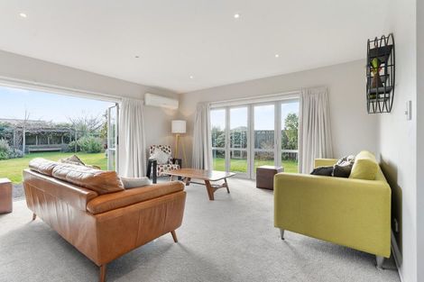 Photo of property in 23 Carrington Drive, Carterton, 5713