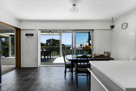 Photo of property in 30 Motukari Place, Onaero, Waitara, 4383