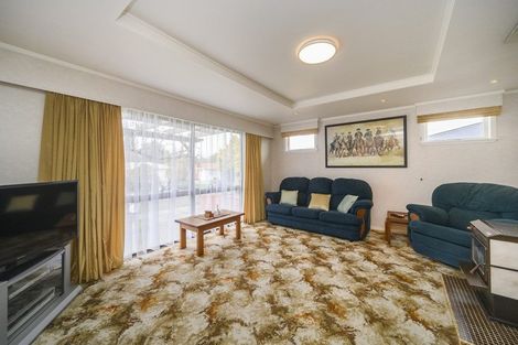 Photo of property in 27 Galway Avenue, Hokowhitu, Palmerston North, 4410