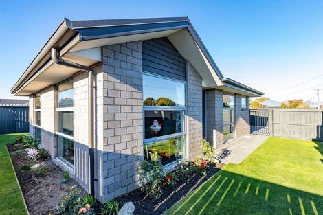 Photo of property in 13a Seymour Street, Hornby, Christchurch, 8042