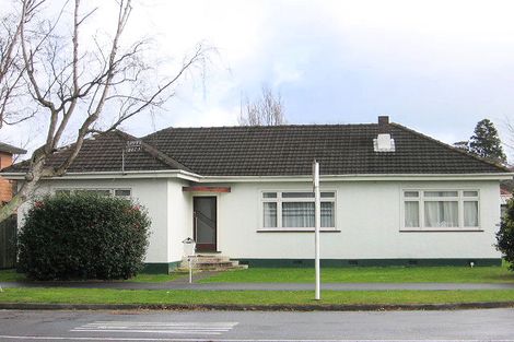 Photo of property in 4 Franklin Avenue, Hokowhitu, Palmerston North, 4410