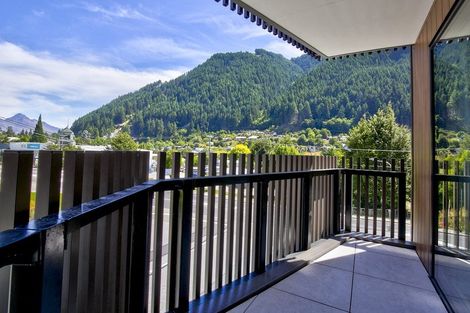 Photo of property in The Alex Apartments, 32/135b Hallenstein Street, Queenstown, 9300
