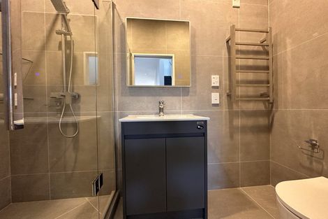 Photo of property in 10 Ware Place, Pakuranga Heights, Auckland, 2010